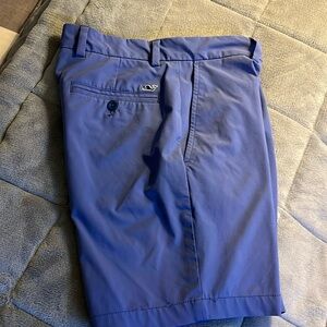 Vineyard Vines mens performance shorts